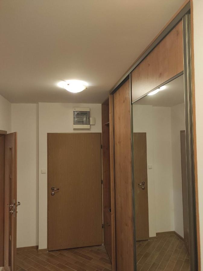 Nice Room With 2 Shared Bathrooms ,Wc , 2Km To Old Town -100M From Metro Szwedzka Βαρσοβία Εξωτερικό φωτογραφία